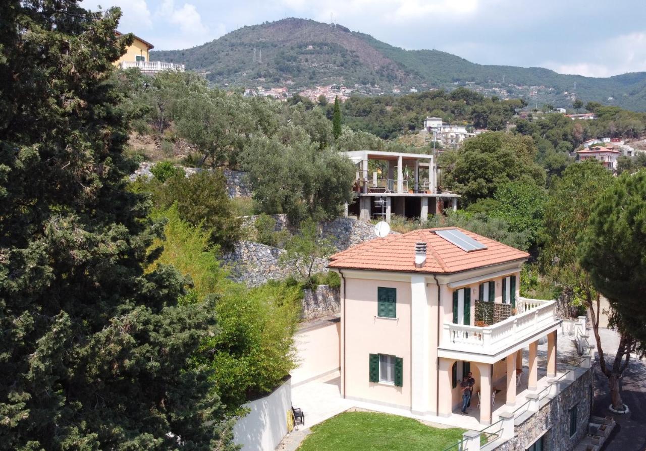 Holiday Rooms La Campagnetta Alassio Bagian luar foto
