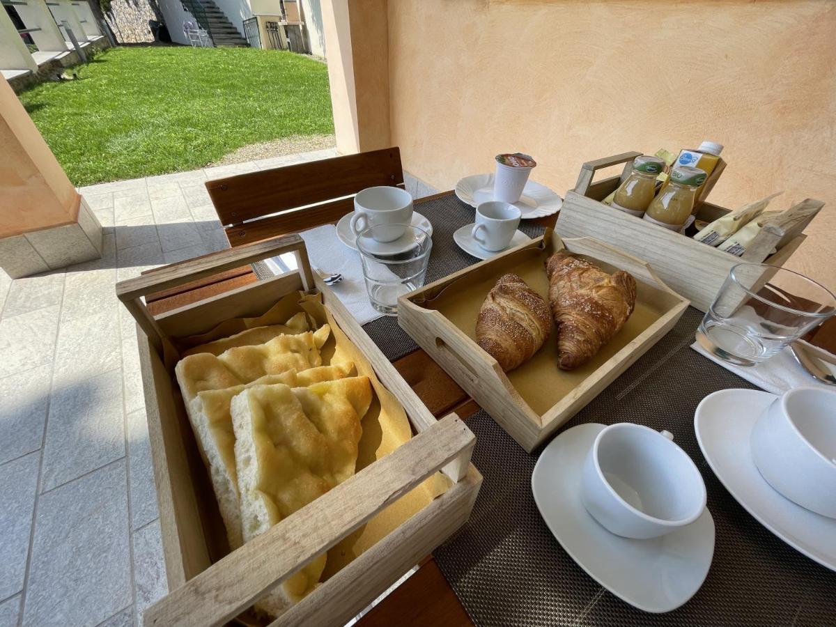 Holiday Rooms La Campagnetta Alassio Bagian luar foto